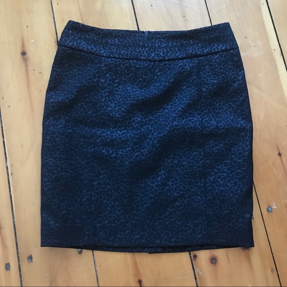 Anthropologie Dresses & Skirts - Anthropologie Cynthia Rowley Black Pencil Skirt